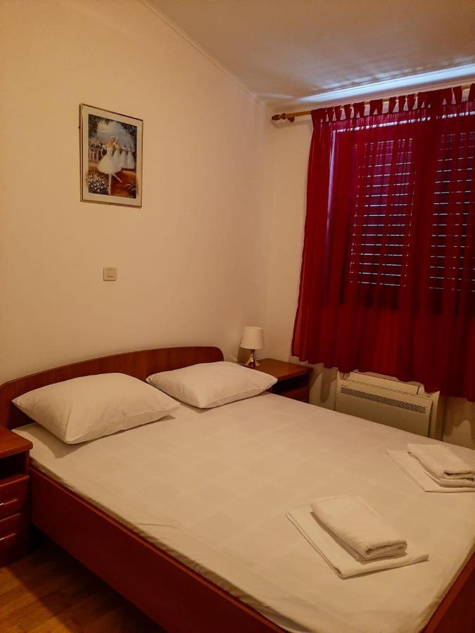 Apartments Cepo Makarska Exterior photo