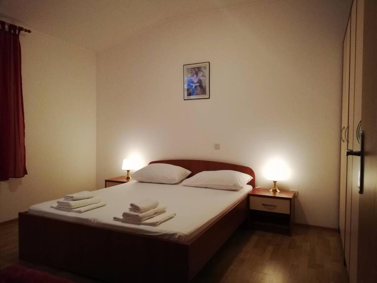 Apartments Cepo Makarska Exterior photo